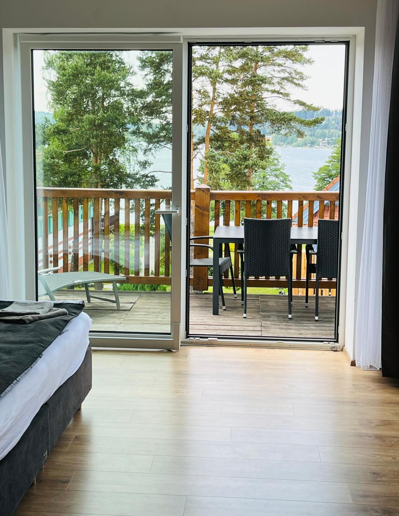 Lipno Beach Apartment Lipno nad Vltavou Eksteriør billede